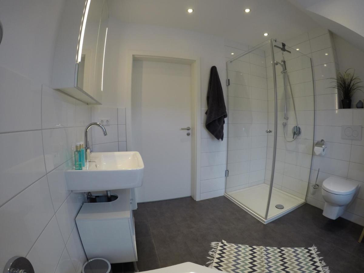 Modernes Penthouse, Nahe Wuerzburg Appartement Buitenkant foto